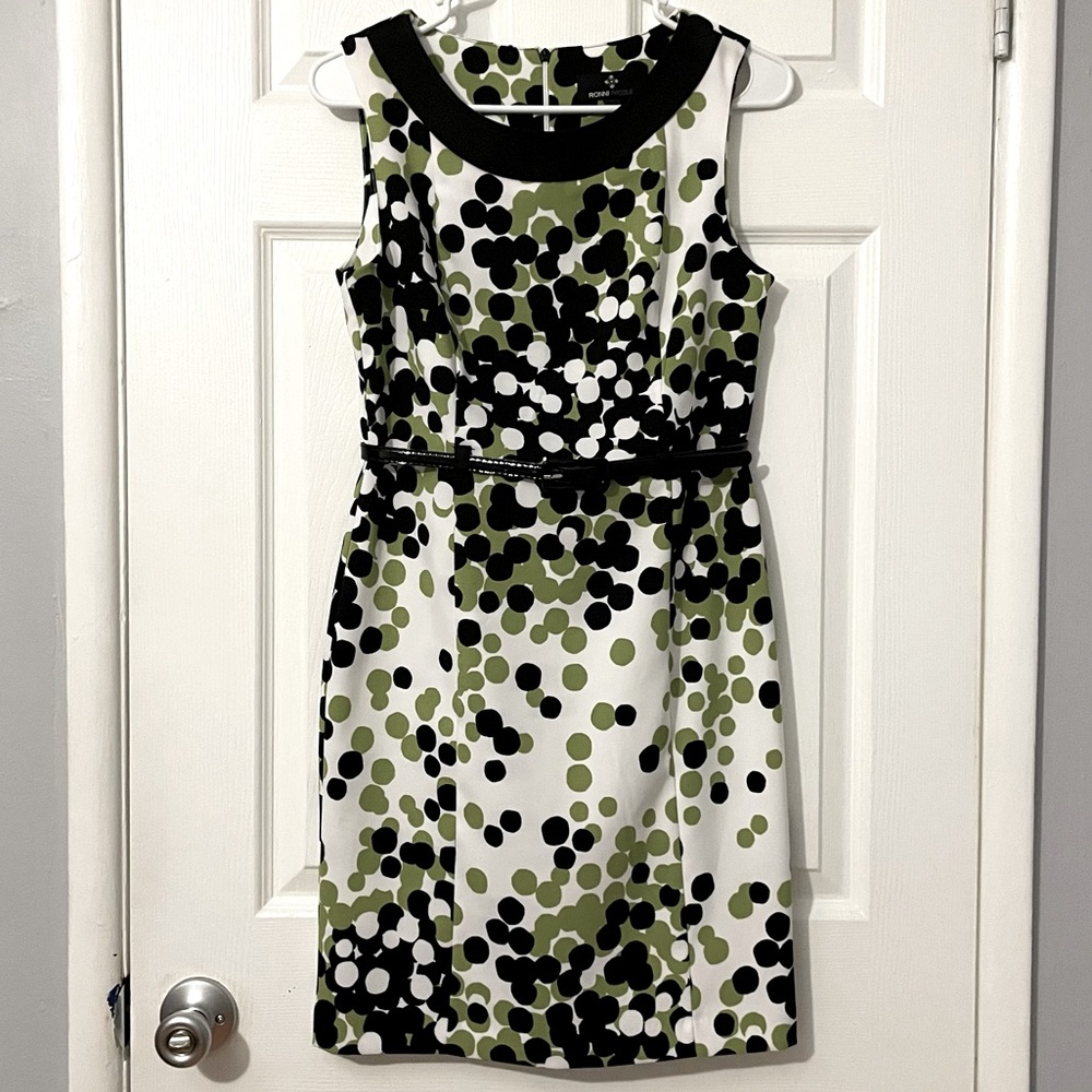 Ronni Nicole Sleeveless Dress